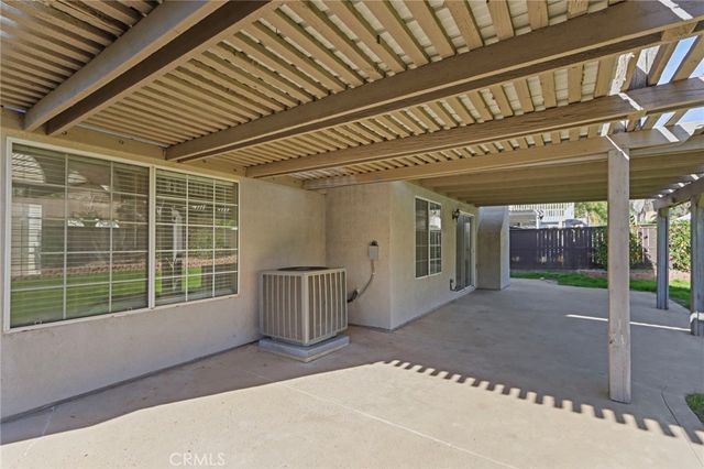 9586 Shadow Springs Drive, Moreno Valley, CA 92557