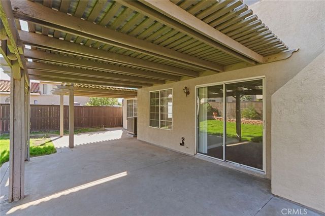 9586 Shadow Springs Drive, Moreno Valley, CA 92557
