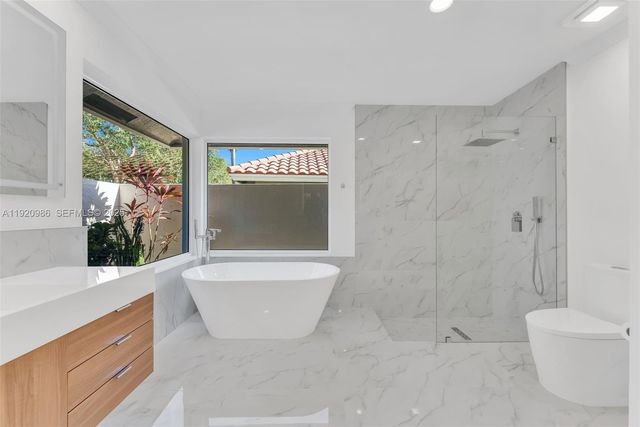 1003 Trailmore Ln, Weston, FL 33326