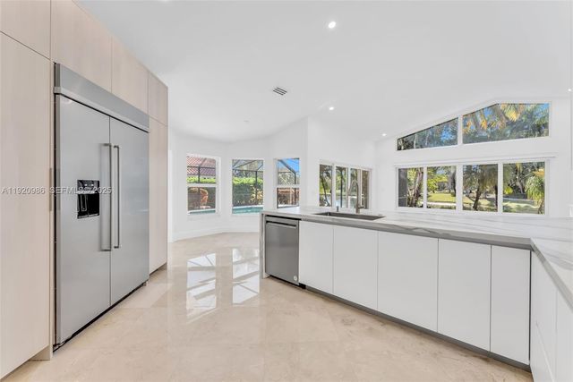 1003 Trailmore Ln, Weston, FL 33326