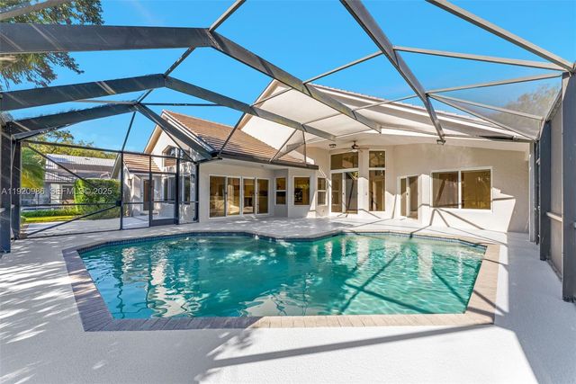 1003 Trailmore Ln, Weston, FL 33326