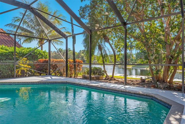 1003 Trailmore Ln, Weston, FL 33326