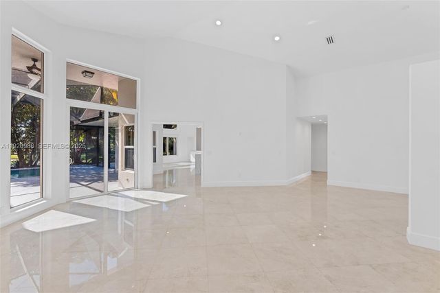 1003 Trailmore Ln, Weston, FL 33326