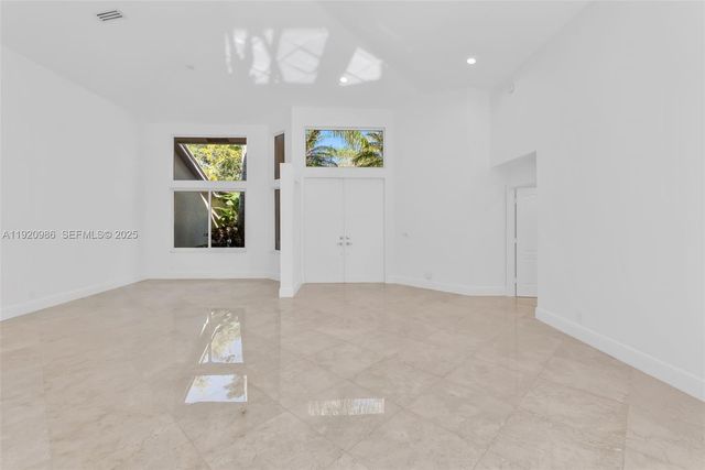 1003 Trailmore Ln, Weston, FL 33326