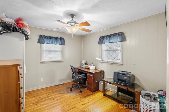 1640 W Nc 10 Highway, Newton, NC 28658