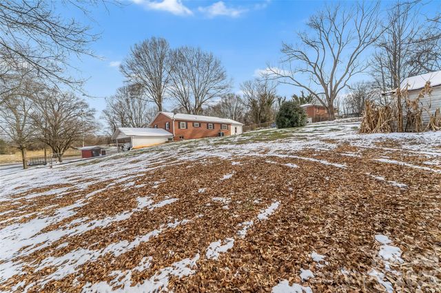 1640 W Nc 10 Highway, Newton, NC 28658