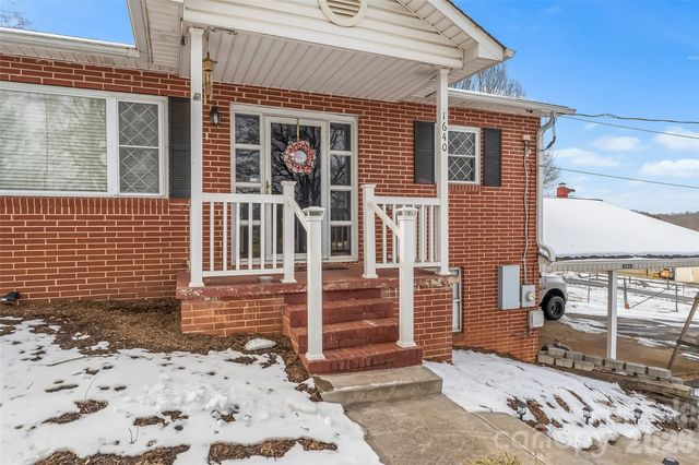 1640 W Nc 10 Highway, Newton, NC 28658