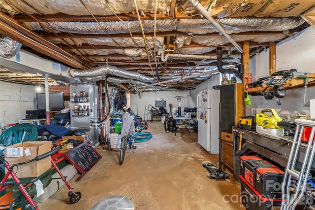 1640 W Nc 10 Highway, Newton, NC 28658