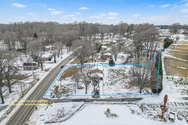 1640 W Nc 10 Highway, Newton, NC 28658