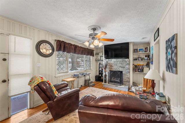 1640 W Nc 10 Highway, Newton, NC 28658