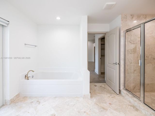 20729 NE 32nd Ave, Aventura, FL 33180