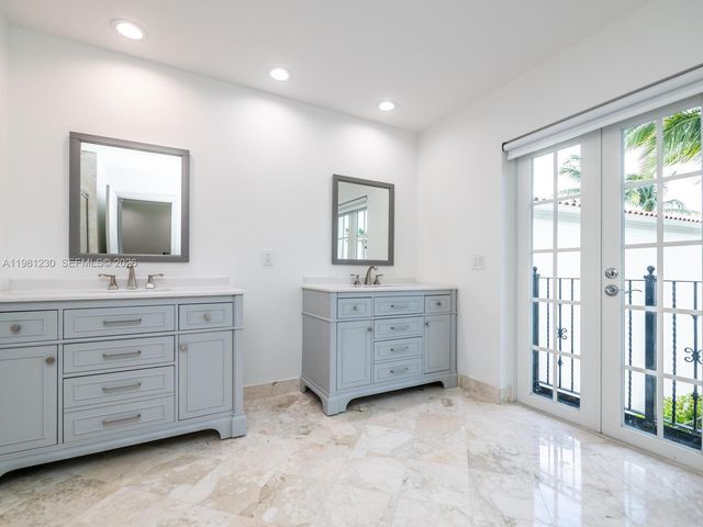 20729 NE 32nd Ave, Aventura, FL 33180