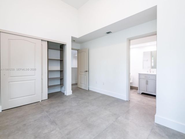 20729 NE 32nd Ave, Aventura, FL 33180