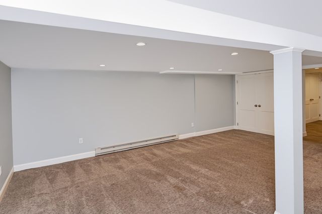 35 Fountain St, Milford, MA 01757
