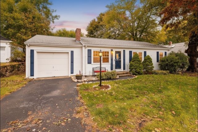 35 Fountain St, Milford, MA 01757