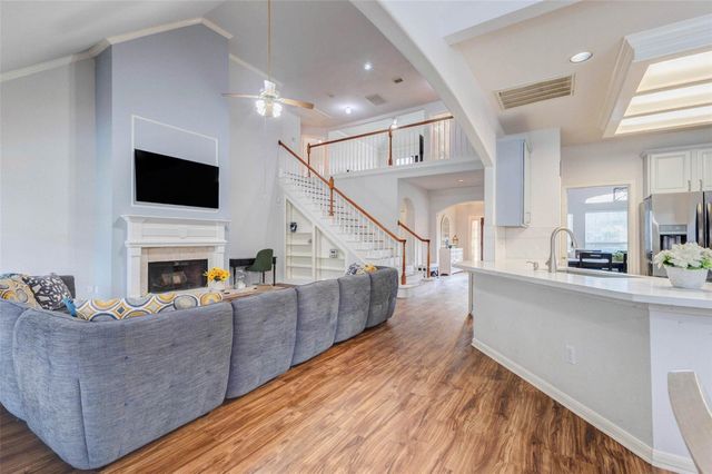 1606 Barrington Hills Lane, Katy, TX 77450