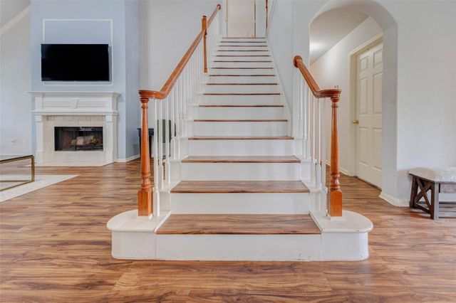 1606 Barrington Hills Lane, Katy, TX 77450