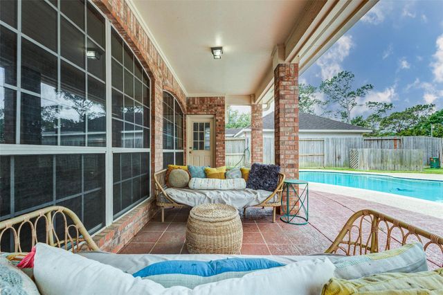 1606 Barrington Hills Lane, Katy, TX 77450