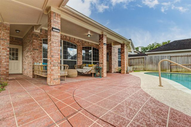 1606 Barrington Hills Lane, Katy, TX 77450