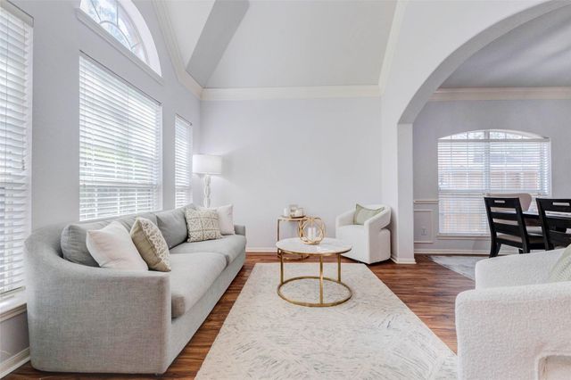 1606 Barrington Hills Lane, Katy, TX 77450