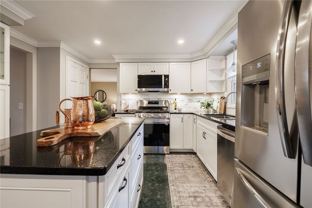 42 Tahoe Drive, Greece, NY 14616