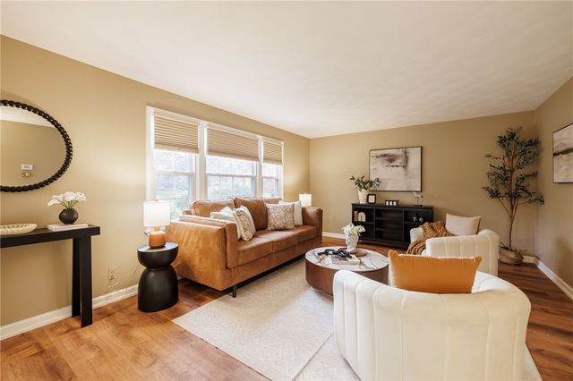 42 Tahoe Drive, Greece, NY 14616