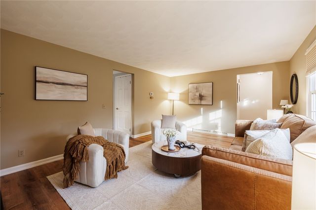 42 Tahoe Drive, Greece, NY 14616