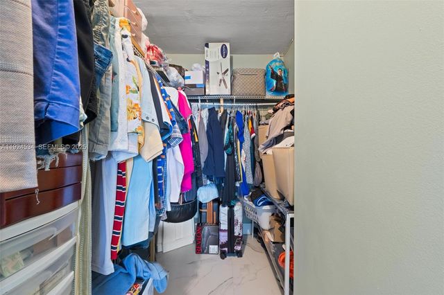 821 NE 207th Ln 102-1, Miami, FL 33179