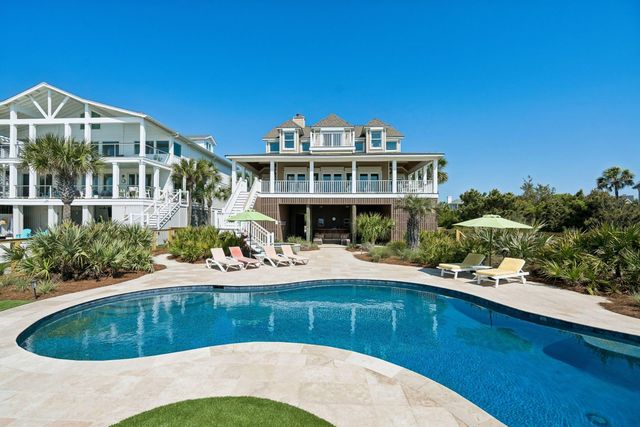 304 Ocean Boulevard, Isle Of Palms, SC 29451