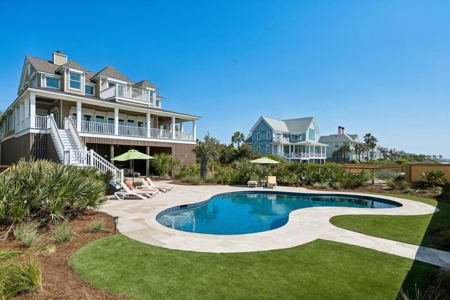 304 Ocean Boulevard, Isle Of Palms, SC 29451