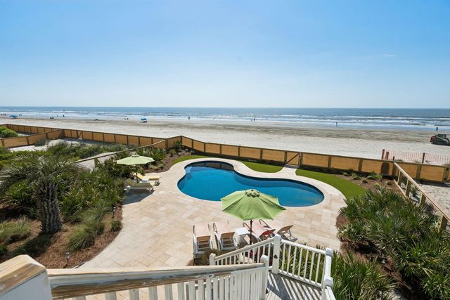 304 Ocean Boulevard, Isle Of Palms, SC 29451