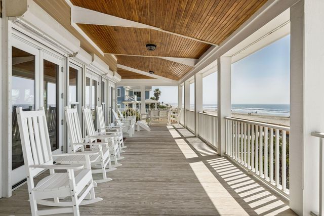 304 Ocean Boulevard, Isle Of Palms, SC 29451