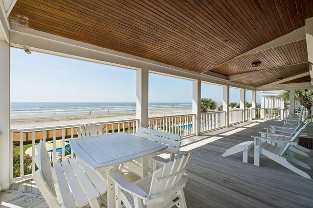 304 Ocean Boulevard, Isle Of Palms, SC 29451