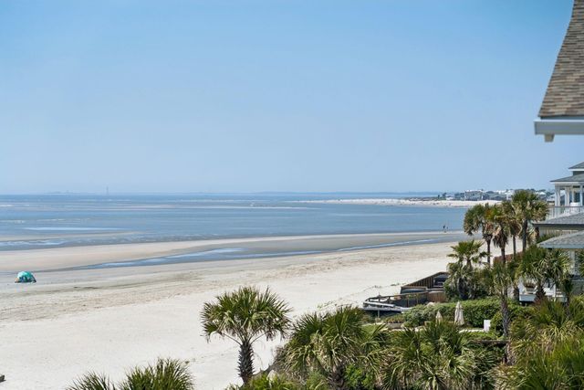 304 Ocean Boulevard, Isle Of Palms, SC 29451