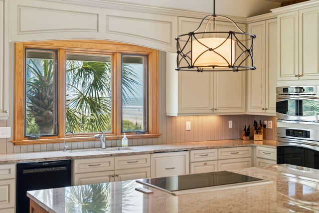 304 Ocean Boulevard, Isle Of Palms, SC 29451
