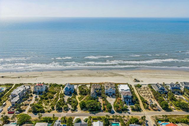 304 Ocean Boulevard, Isle Of Palms, SC 29451