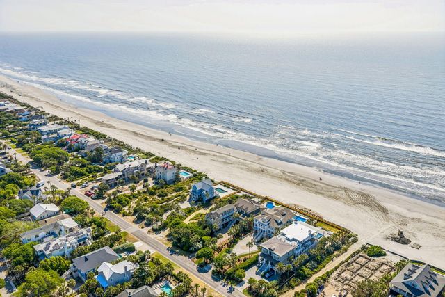 304 Ocean Boulevard, Isle Of Palms, SC 29451