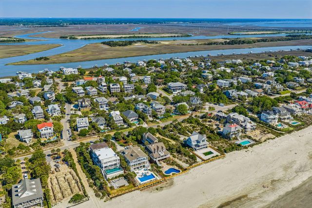 304 Ocean Boulevard, Isle Of Palms, SC 29451