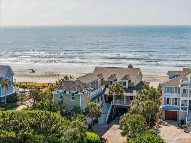 304 Ocean Boulevard, Isle Of Palms, SC 29451