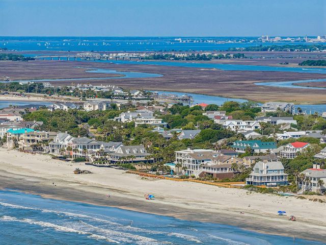 304 Ocean Boulevard, Isle Of Palms, SC 29451