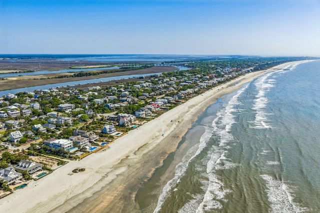 304 Ocean Boulevard, Isle Of Palms, SC 29451