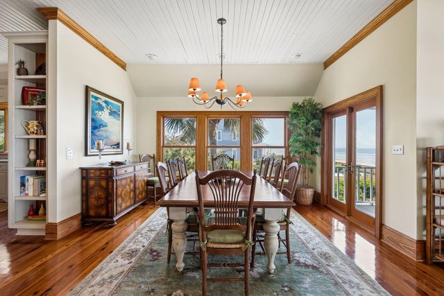 304 Ocean Boulevard, Isle Of Palms, SC 29451