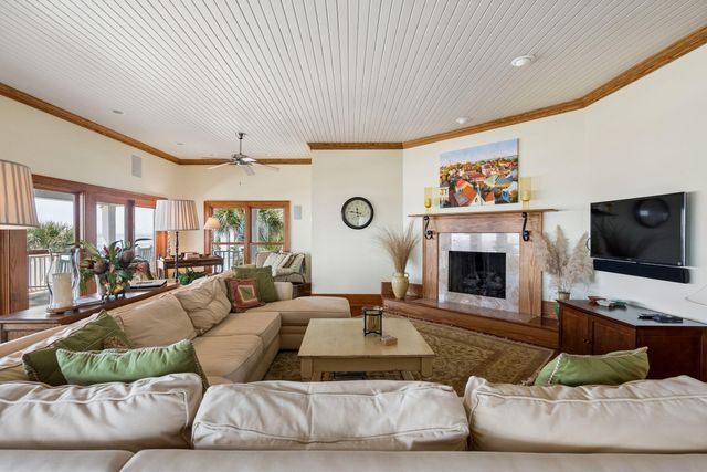 304 Ocean Boulevard, Isle Of Palms, SC 29451
