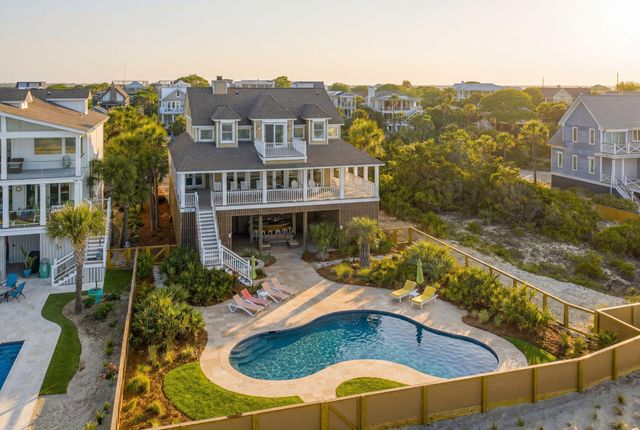 304 Ocean Boulevard, Isle Of Palms, SC 29451