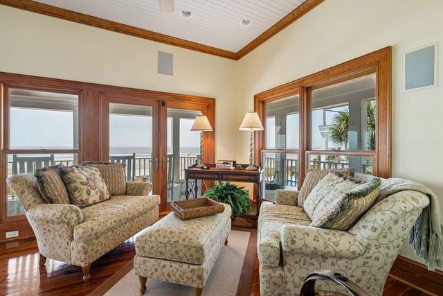 304 Ocean Boulevard, Isle Of Palms, SC 29451