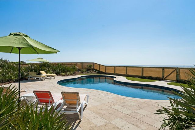 304 Ocean Boulevard, Isle Of Palms, SC 29451