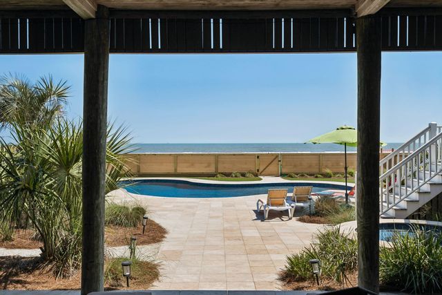 304 Ocean Boulevard, Isle Of Palms, SC 29451