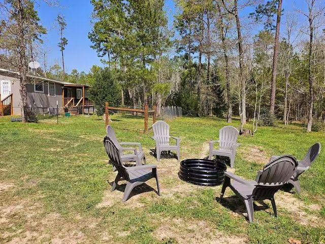 105 Saddle Surrey Road, Coldspring, TX 77331