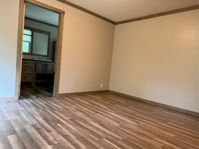 105 Saddle Surrey Road, Coldspring, TX 77331