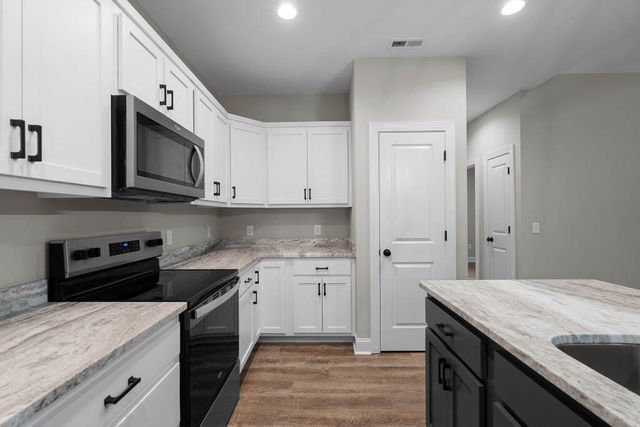 52 Dale Street, Mcminnville, TN 37110